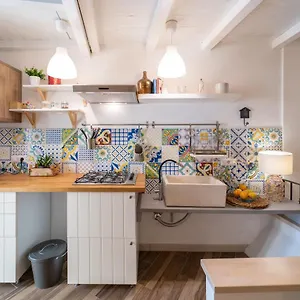 Casa Talete Cozy In Ortigia - First Floor Italia