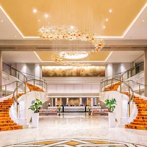 Royal Plaza On Scotts 5* Singapore